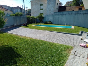 Manutenção de jardim residencial em Ferreiros, Braga